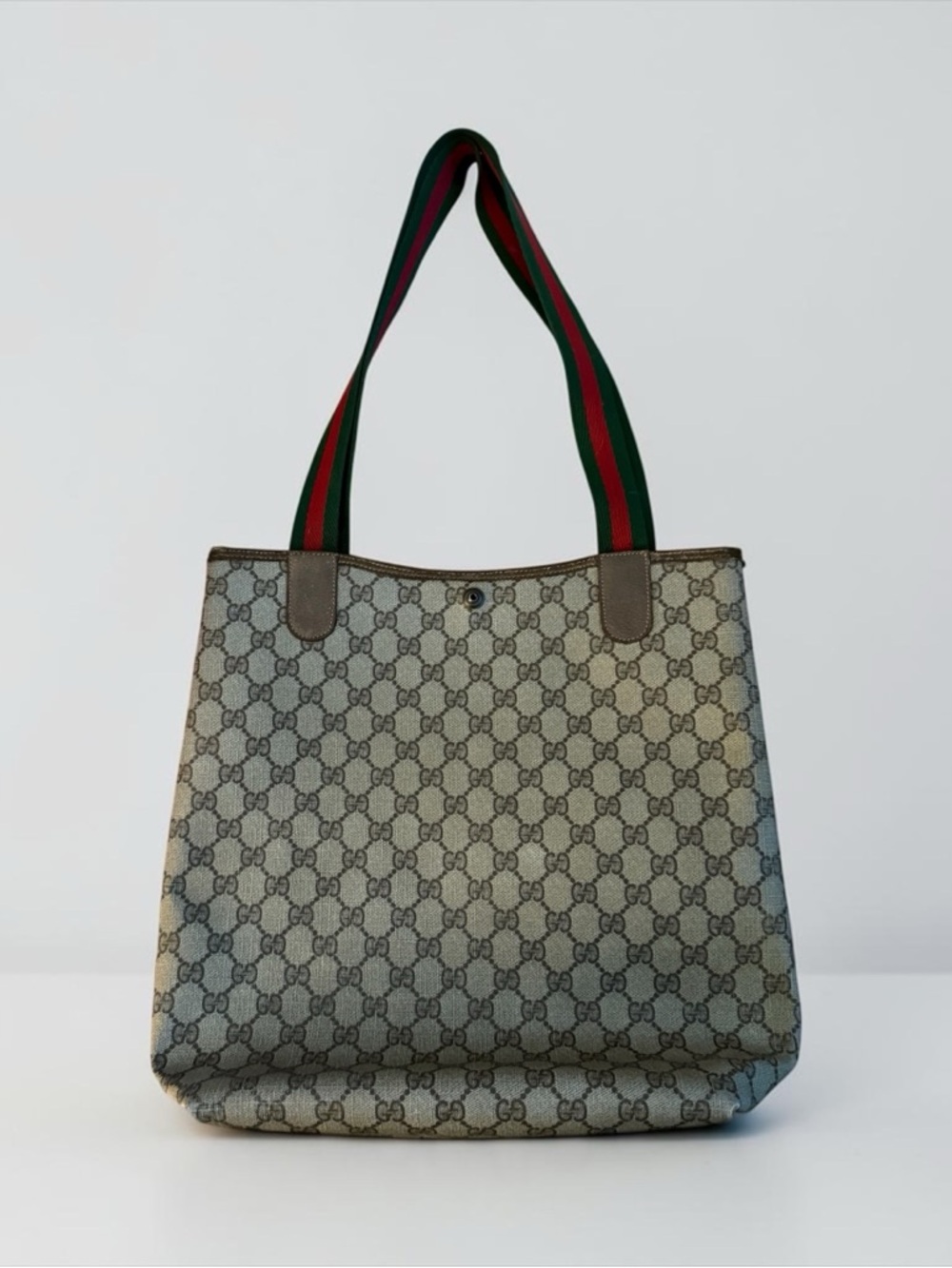 Authentic Gucci Plus Tote (Someone added a snap) - Picture 2 of 13